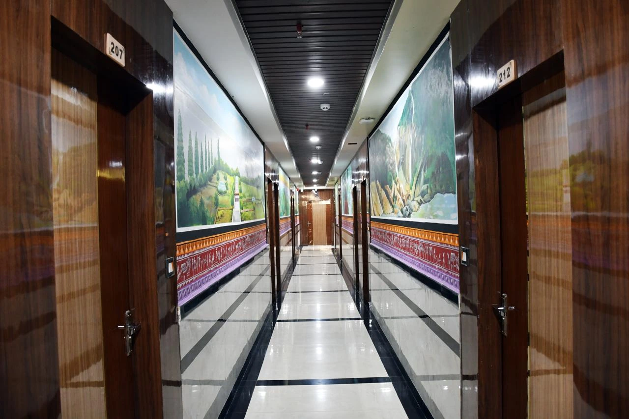 Gallery Image 4
